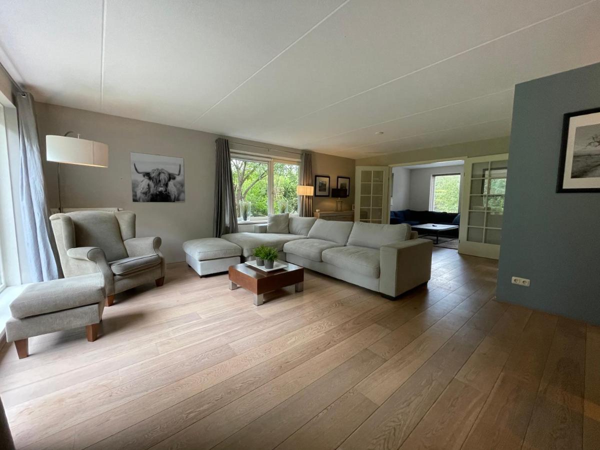 Villa Calma Rust Ruimte Luxe Inclusief Private Jacuzzi Zeewolde Eksteriør billede
